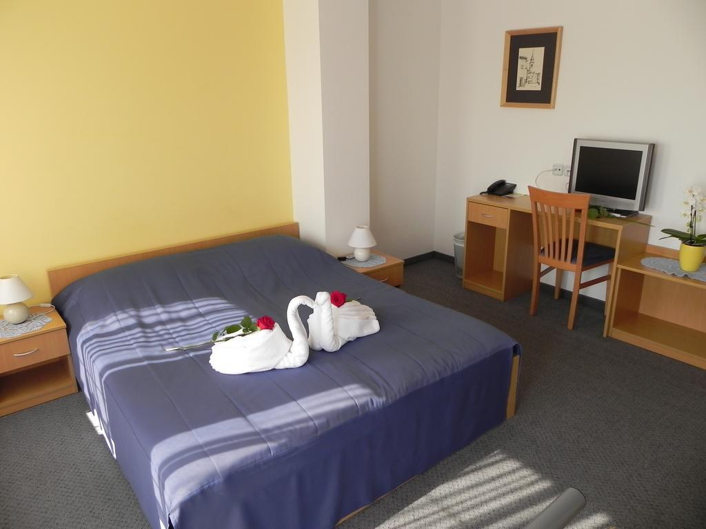 Motel Majolka Ptuj Room photo